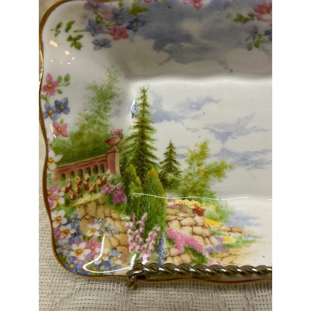 Royal Albert Kentish Rockery Bone China Trinket Dish England‎ Queen Mary Applied